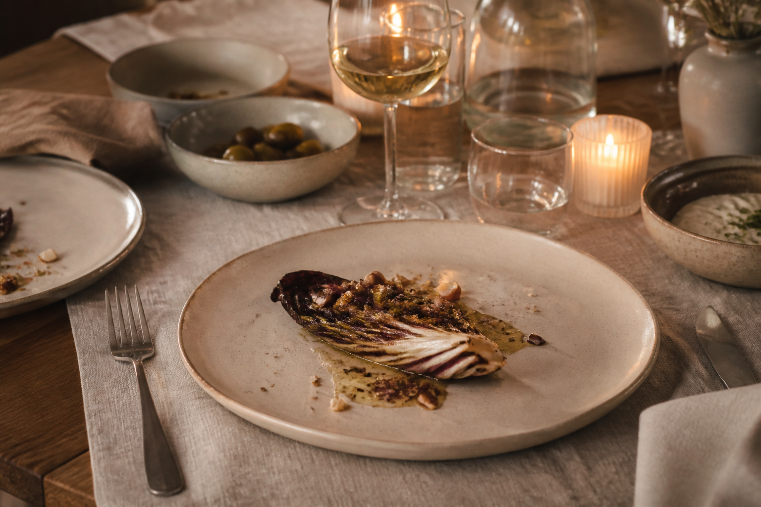 Dinner plate · Oat — hosting scene